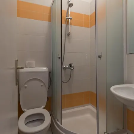 Backpackers Hostel *