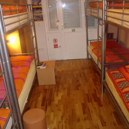 Backpackers אכסניה ספליט