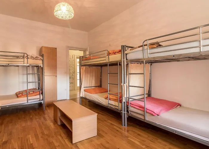 Хостел Backpackers