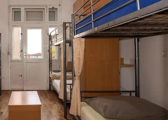 Хостел Backpackers *