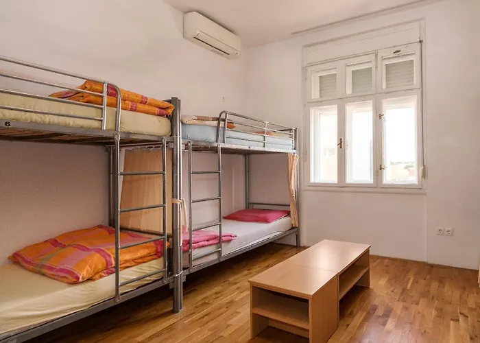 Backpackers Спліт