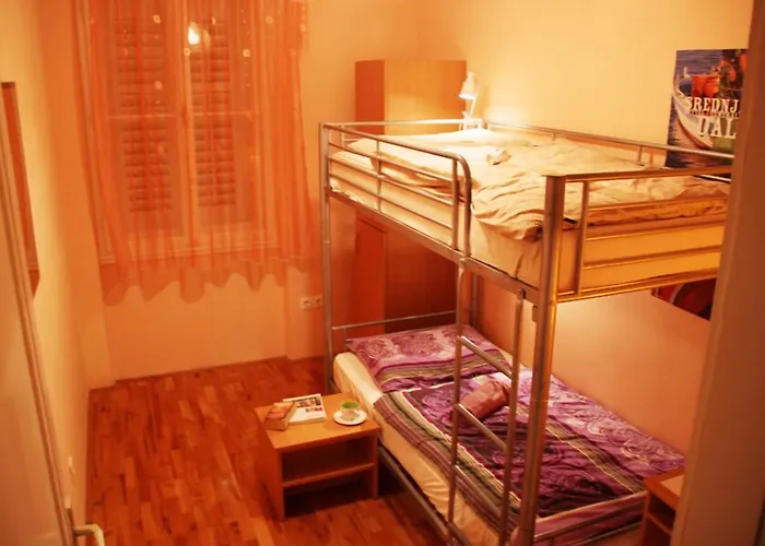 Хостел Backpackers